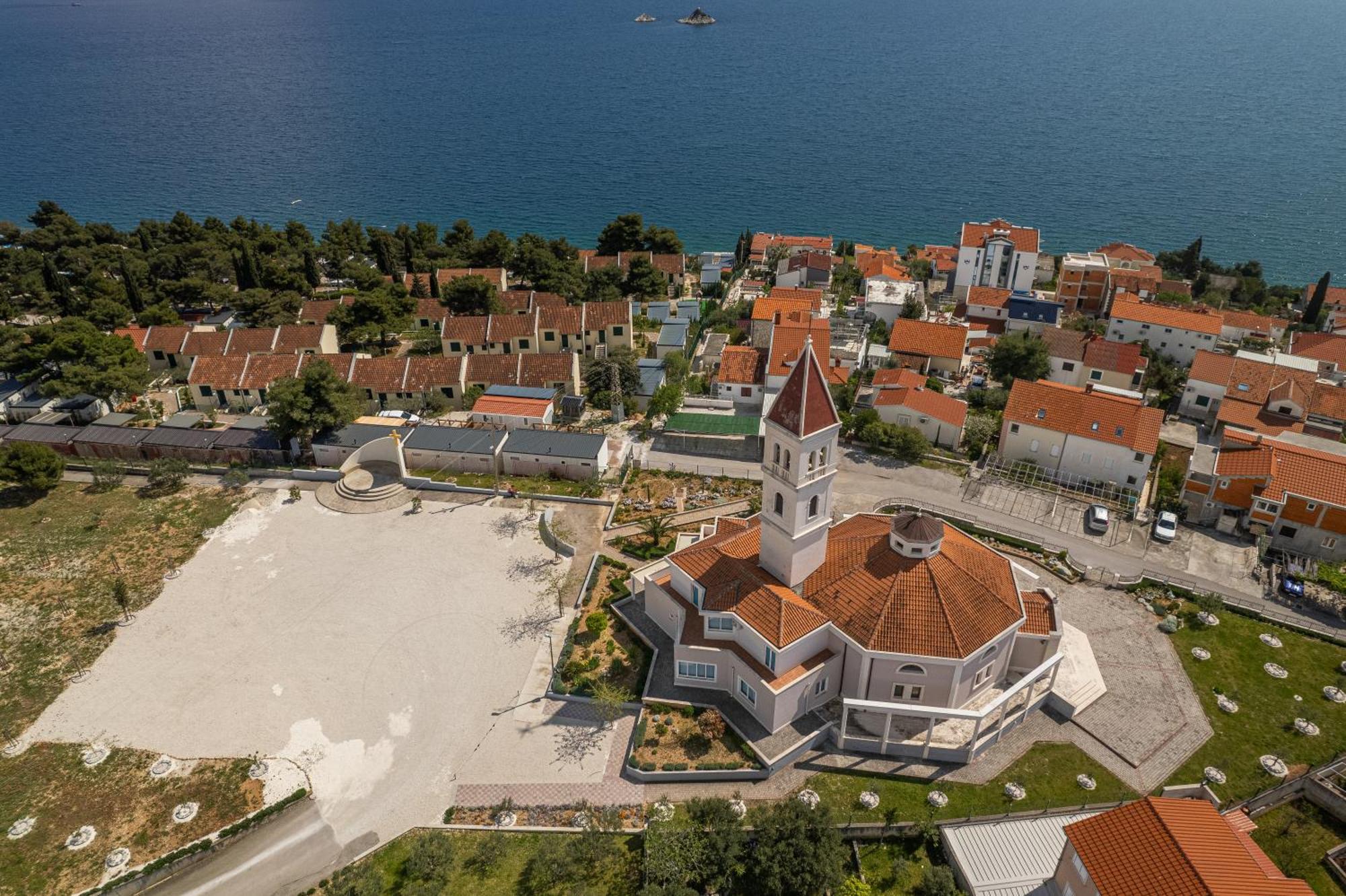 Villa Barbara & Zoran With Free Parking And Heated Swimming Pool Seget Vranjica Bagian luar foto