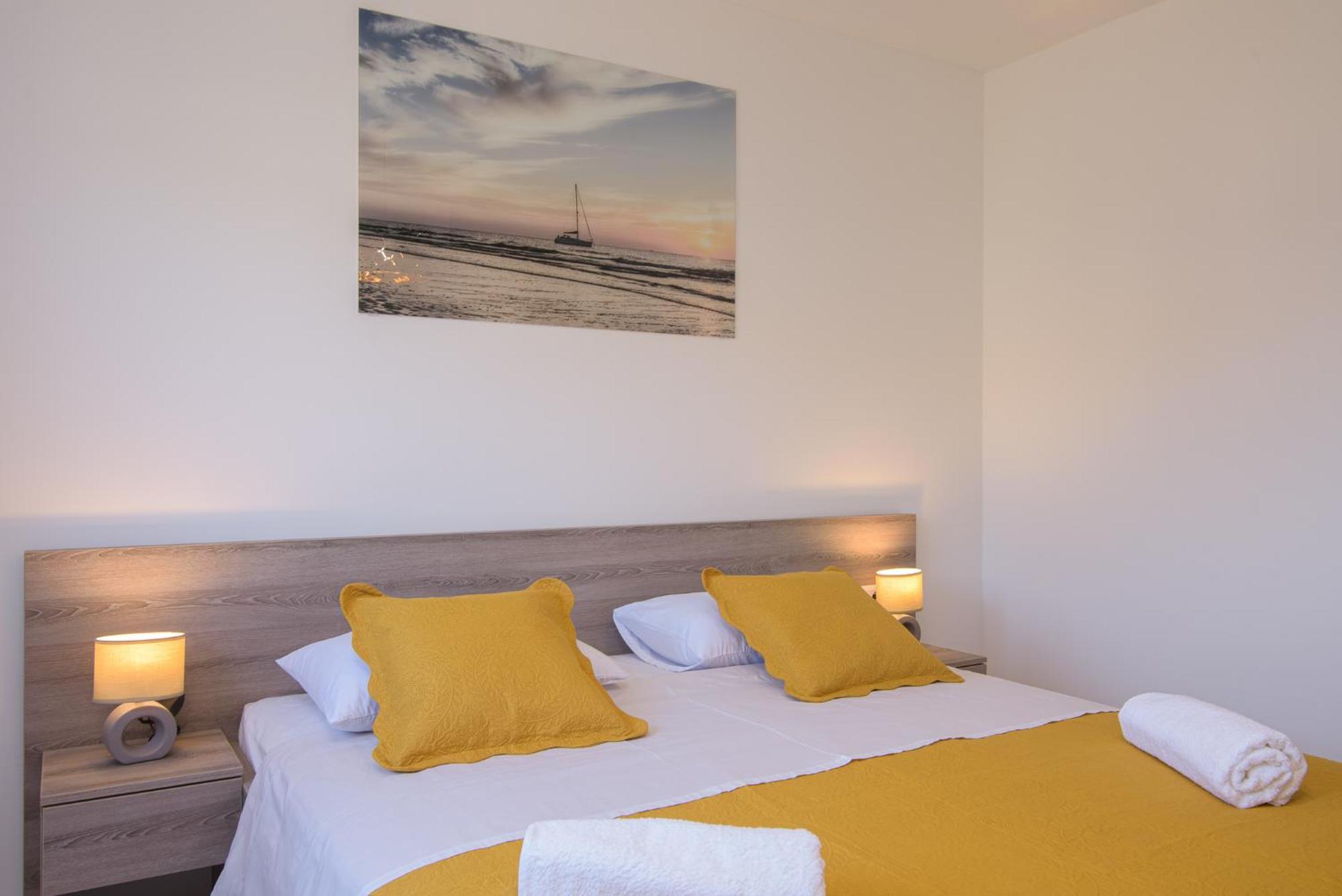 Villa Barbara & Zoran With Free Parking And Heated Swimming Pool Seget Vranjica Bagian luar foto