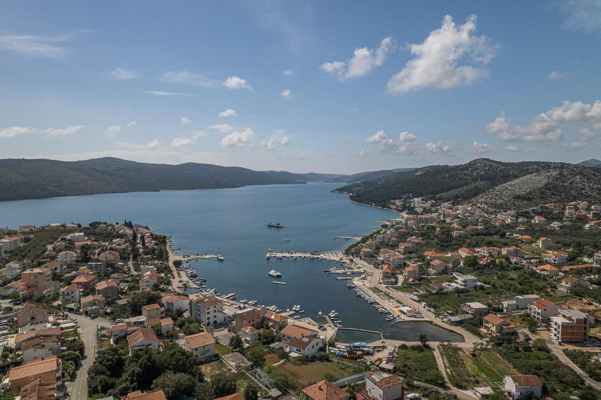 Villa Barbara & Zoran With Free Parking And Heated Swimming Pool Seget Vranjica Bagian luar foto
