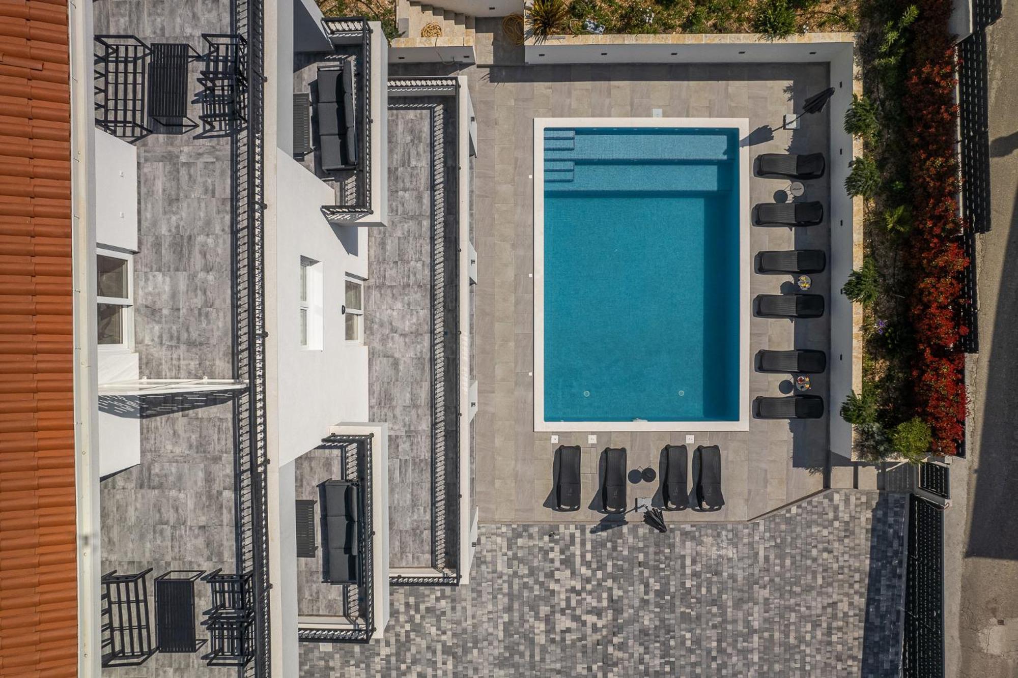 Villa Barbara & Zoran With Free Parking And Heated Swimming Pool Seget Vranjica Bagian luar foto